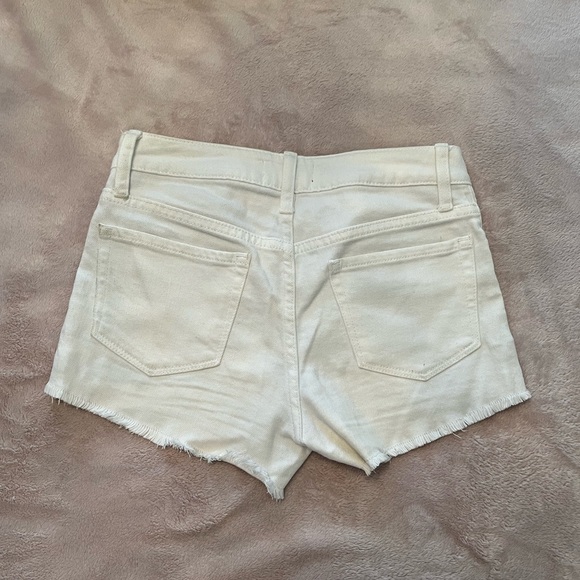 Aritzia Sunday best white shorts - Picture 2 of 3